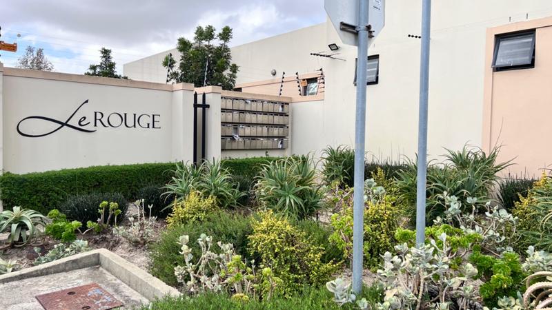 2 Bedroom Property for Sale in Burgundy Estate Western Cape